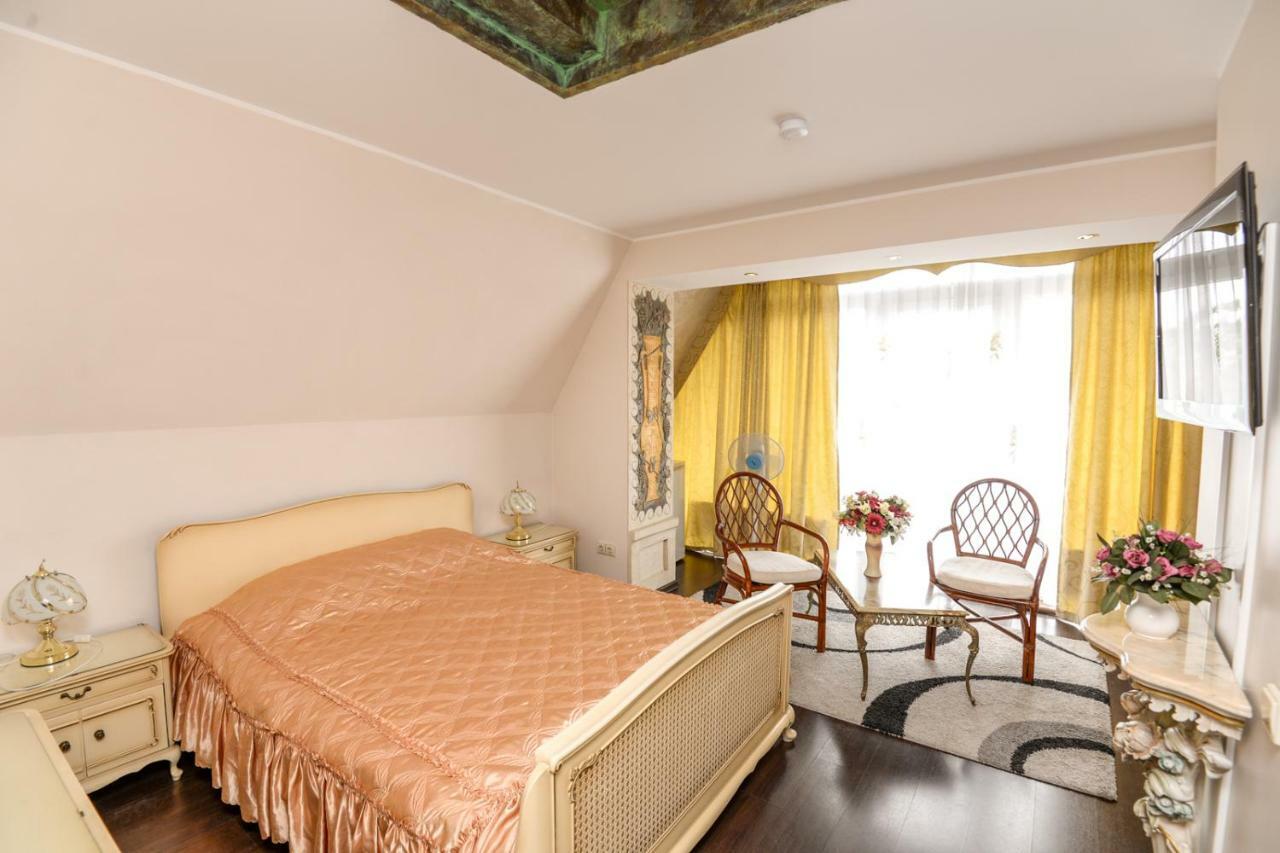 Columba Livia Guesthouse Palanga Buitenkant foto
