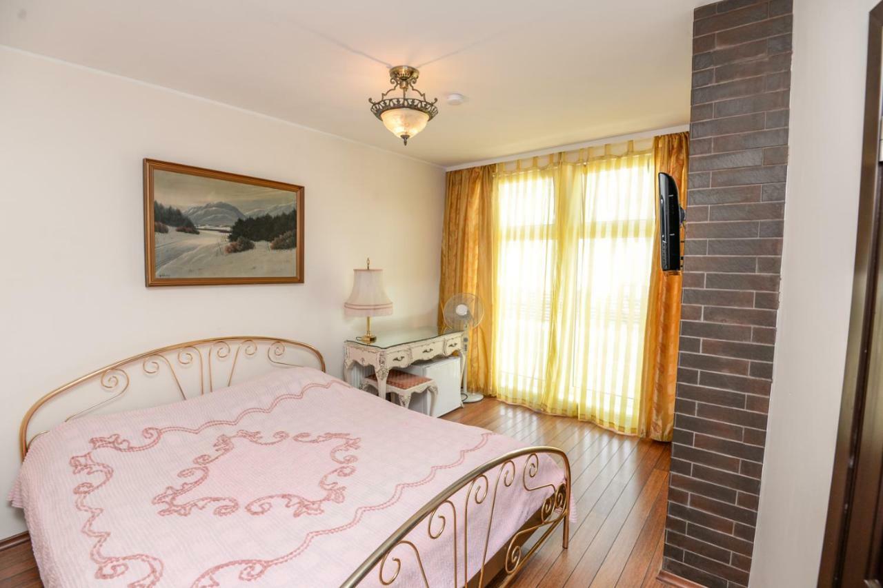 Columba Livia Guesthouse Palanga Buitenkant foto